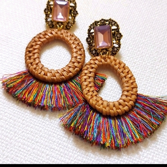 Thread earrings - Picture 1 of 7